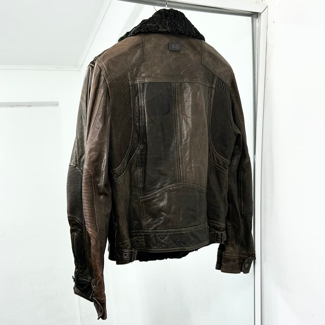 돌체앤가바나 아카이브 양가죽 쉐르파 라이더 자켓 상품이미지5