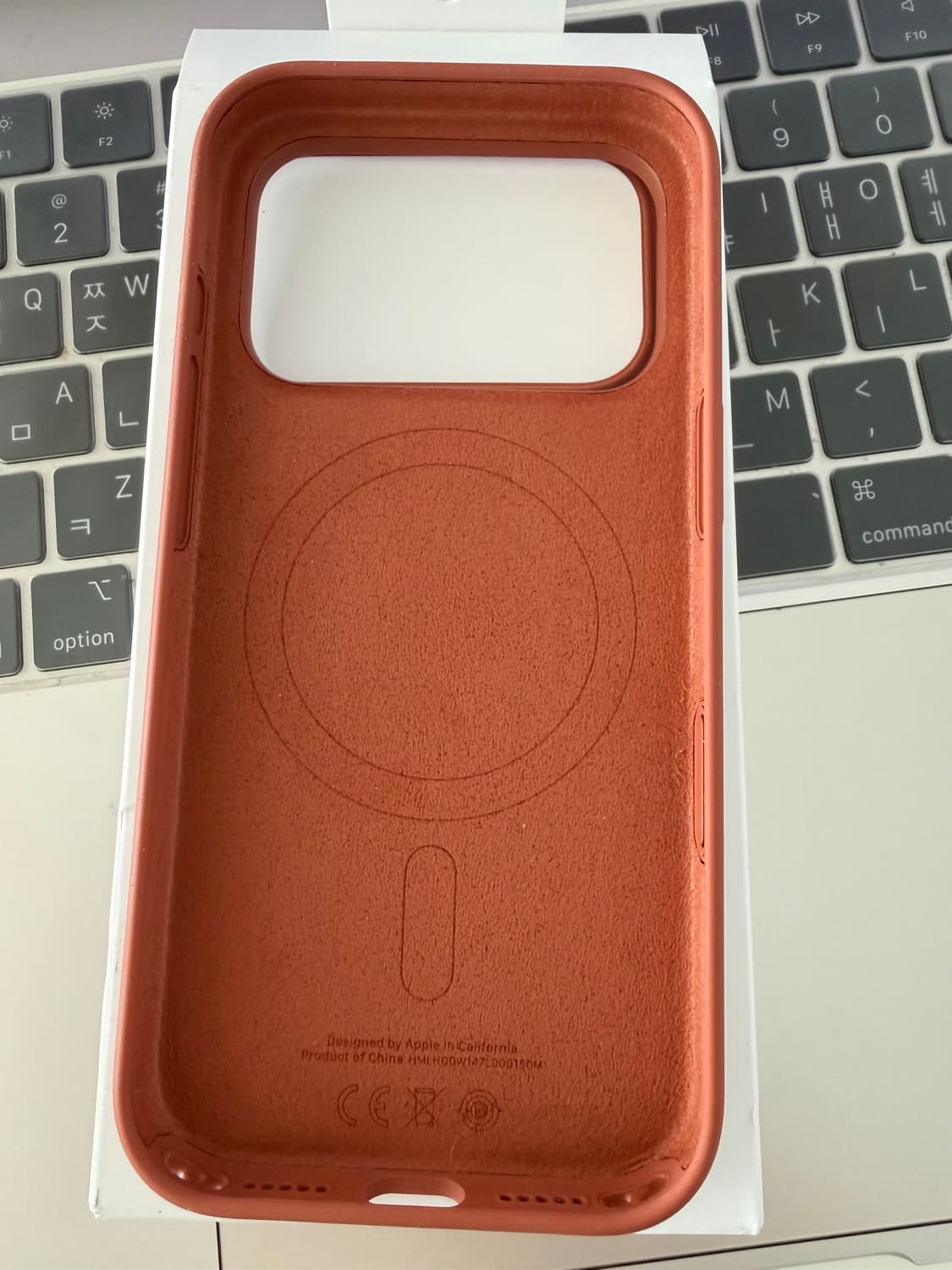 정품 아이폰17프로 실리콘케이스 상품이미지2