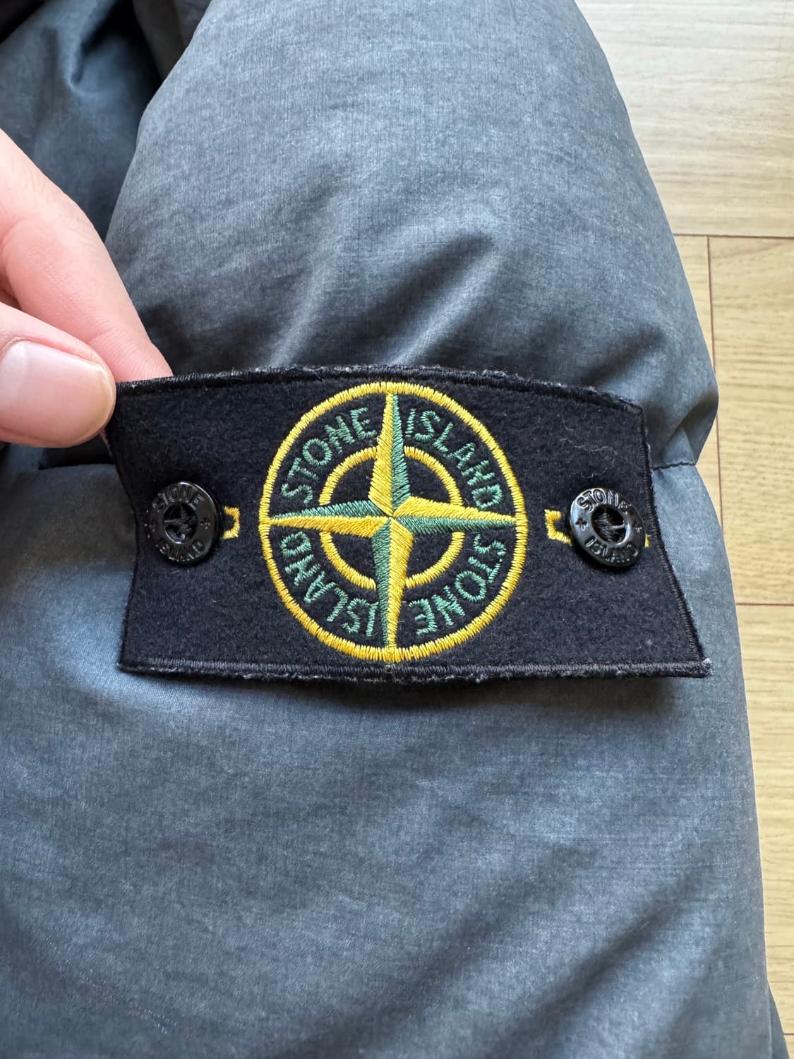 Stoneisland Resin Poplin Down-TC 패딩 상품이미지1