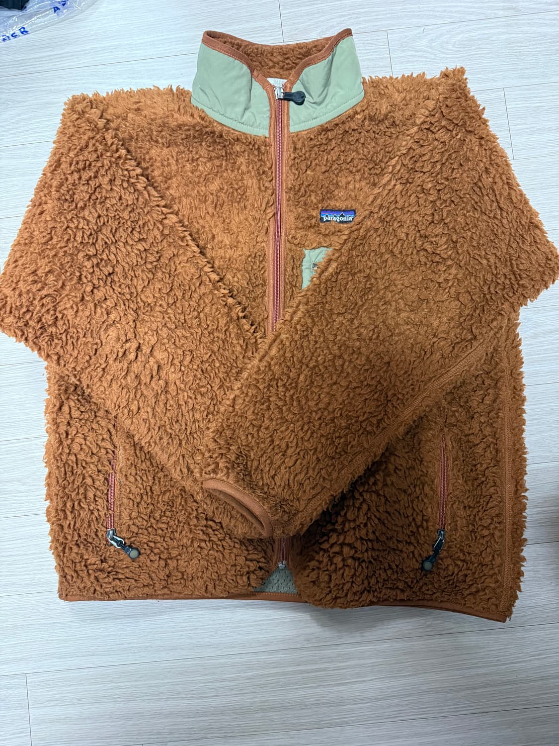 [M] 파타고니아 딥파일 브라운 상품이미지1