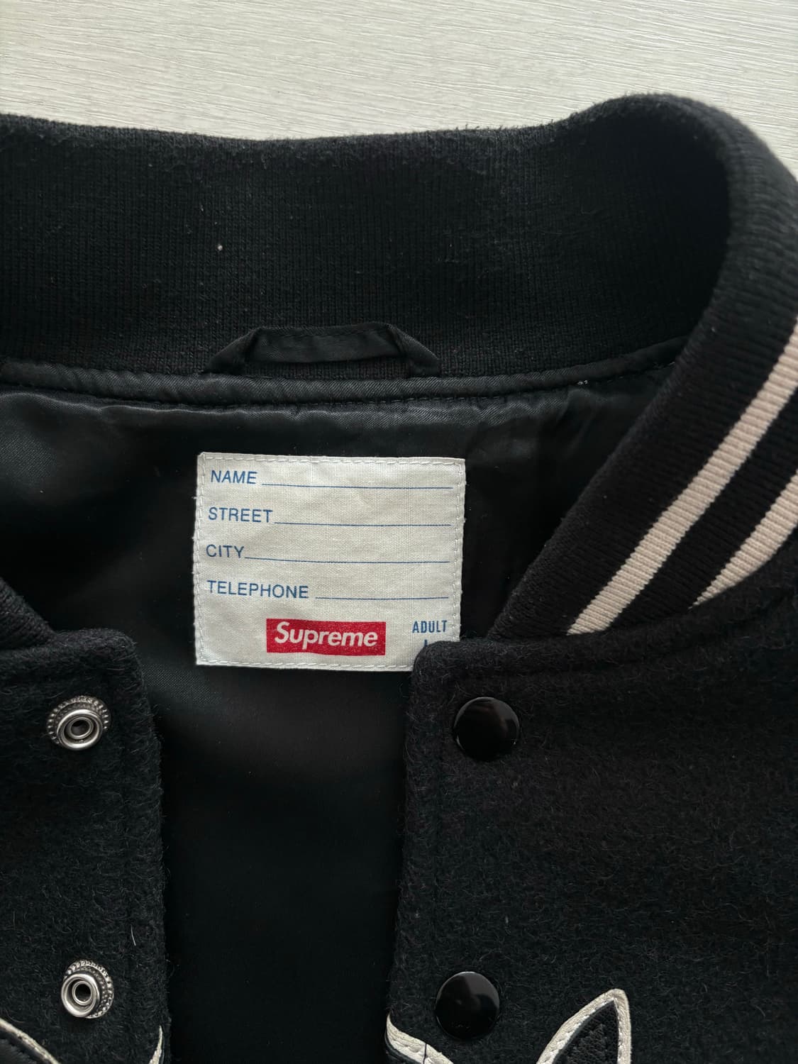 슈프림 플레이보이 바시티 블랙 (L) 상품이미지4