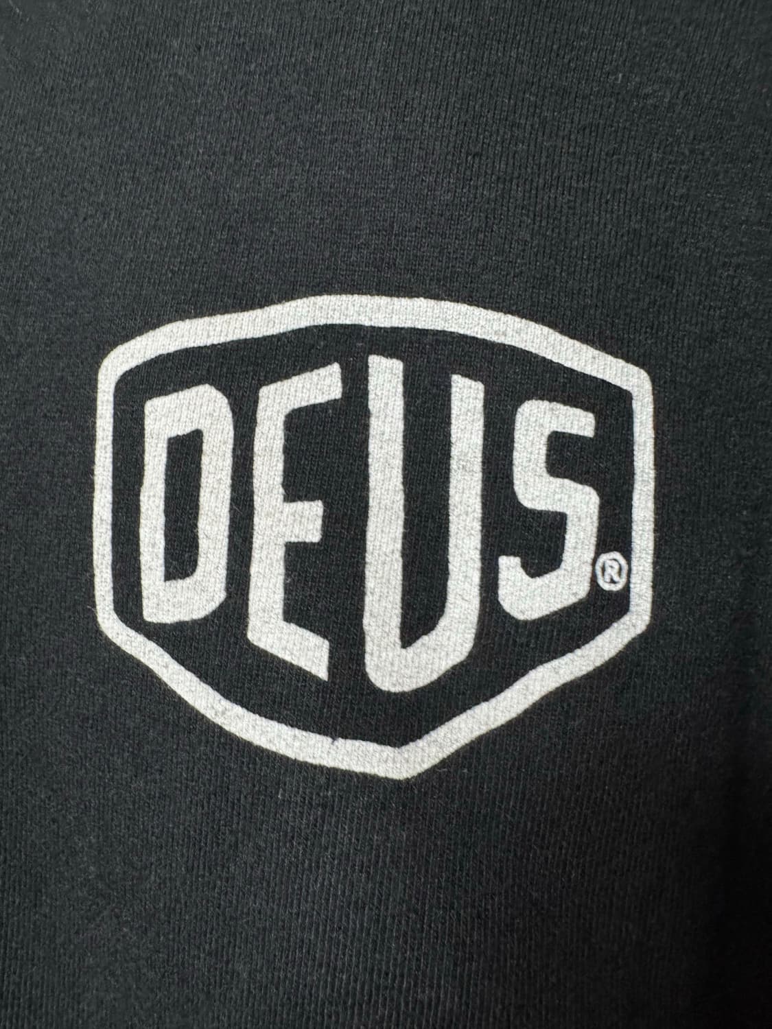 데우스 엑스 마키나 서울 후드 집업 블랙  상품이미지4