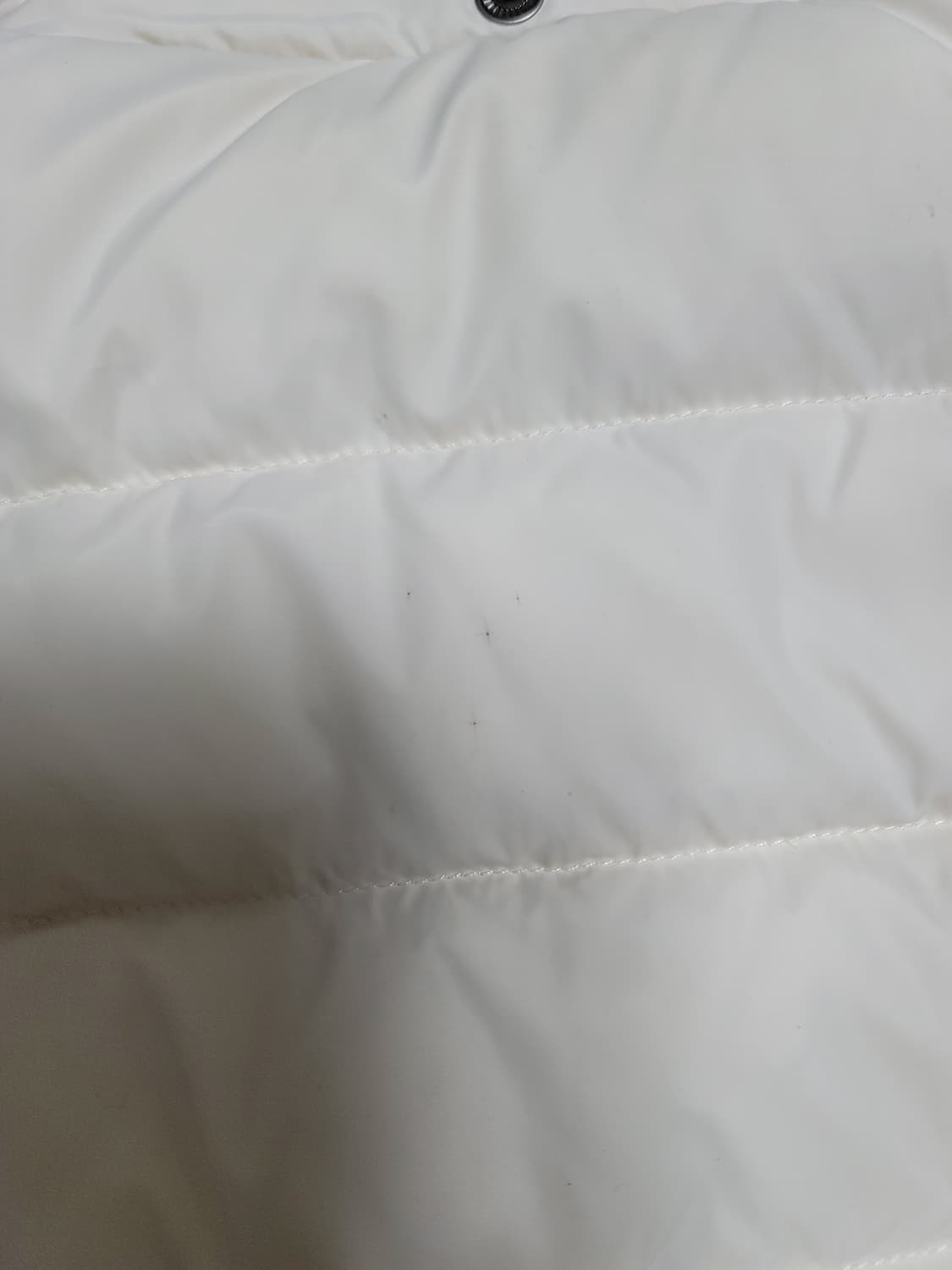 타미힐피거 구스다운 패딩조끼 여성xs사이즈 상태굿

 상품이미지3