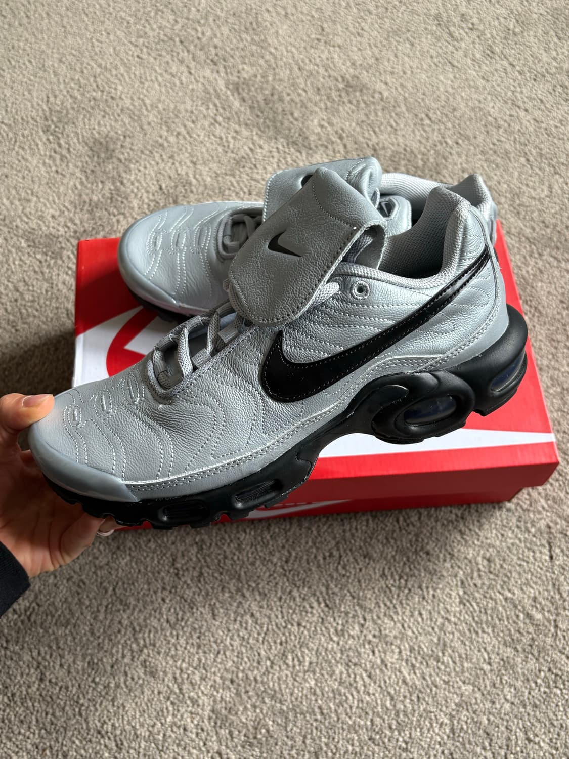 나이키 에어맥스 플러스 TNPO 울프그레이 상품이미지1