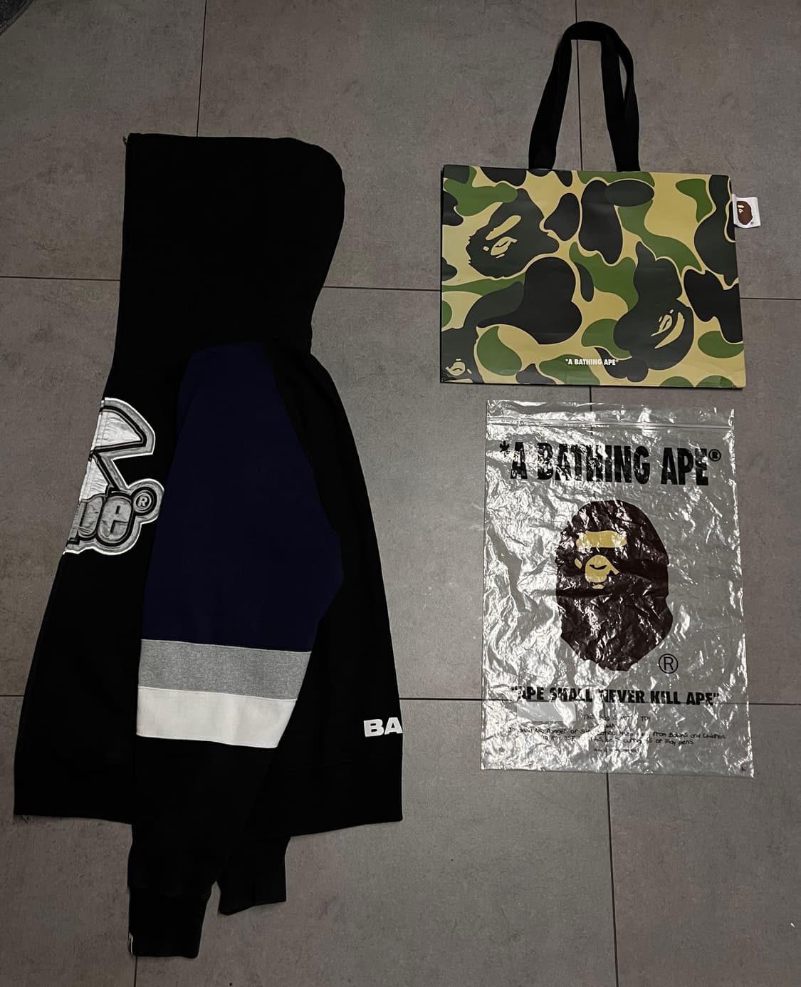 베이프 로고 후드집업  상품이미지2