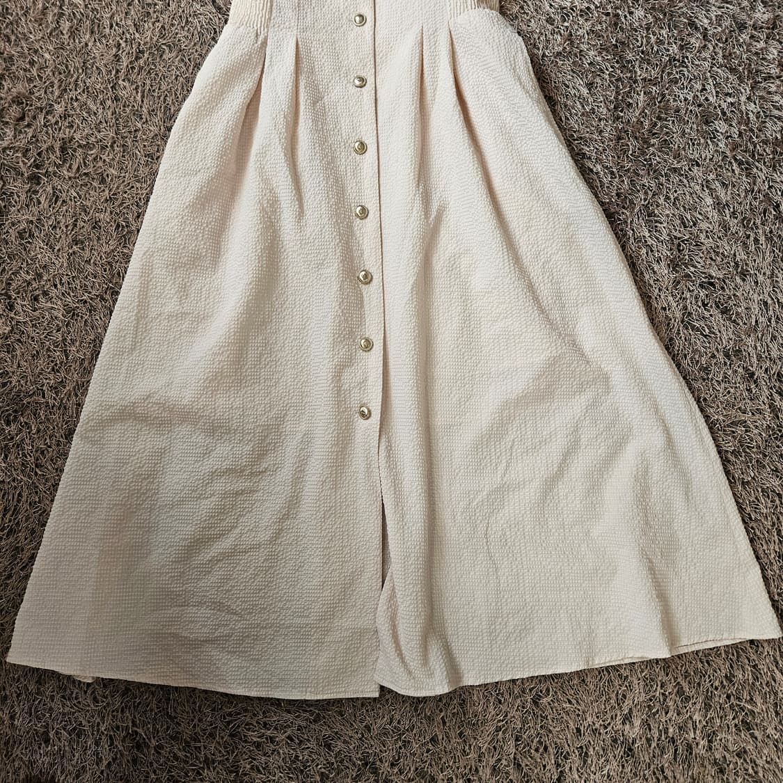마쥬(Maje) 22ss 엠보 카라넥 롱 원피스 1size 상품이미지3