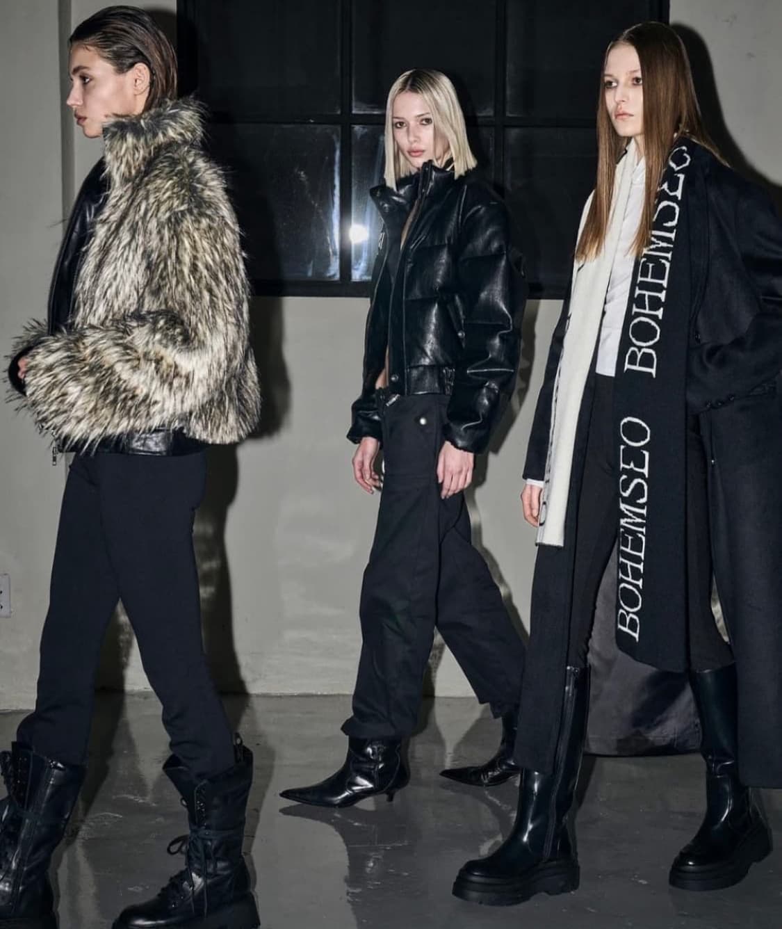 보헤미안서울 덕 다운 메탈로고 레더패딩 상품이미지2