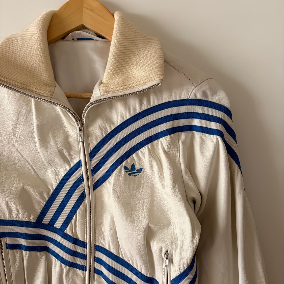 아디다스 화이트 레더 트랙탑 져지 상품이미지2