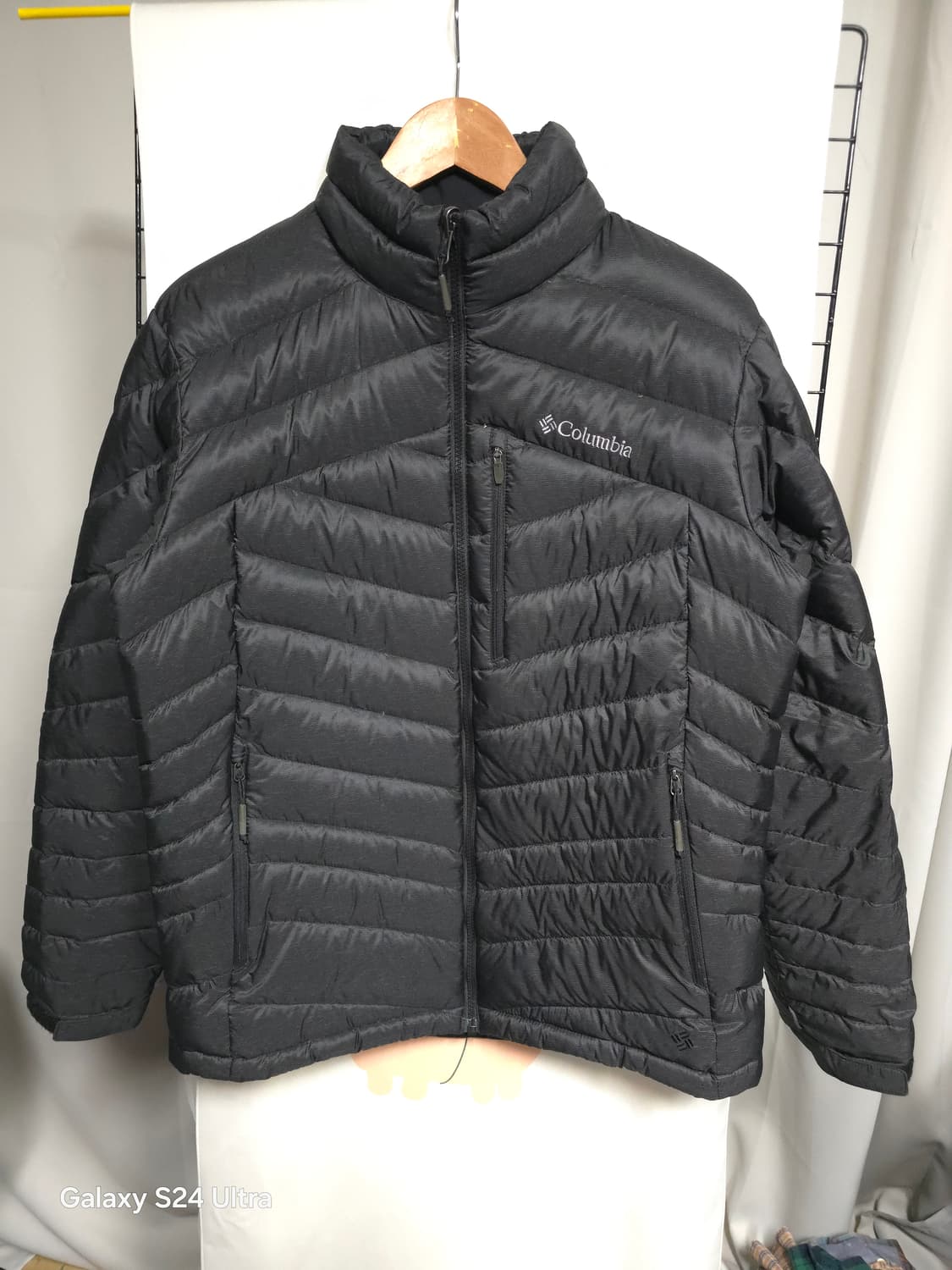 컬럼비아 구스다운 경량 패딩 L ✨️정품✨️
 상품이미지1