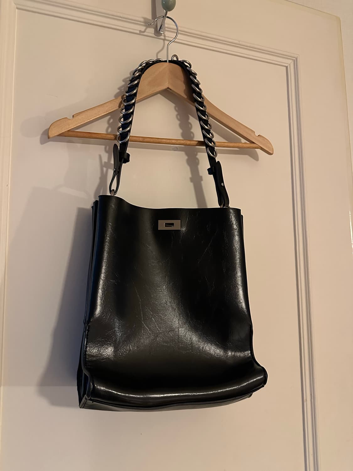 자라 블랙 체인 숄더백 토트백 상품이미지1