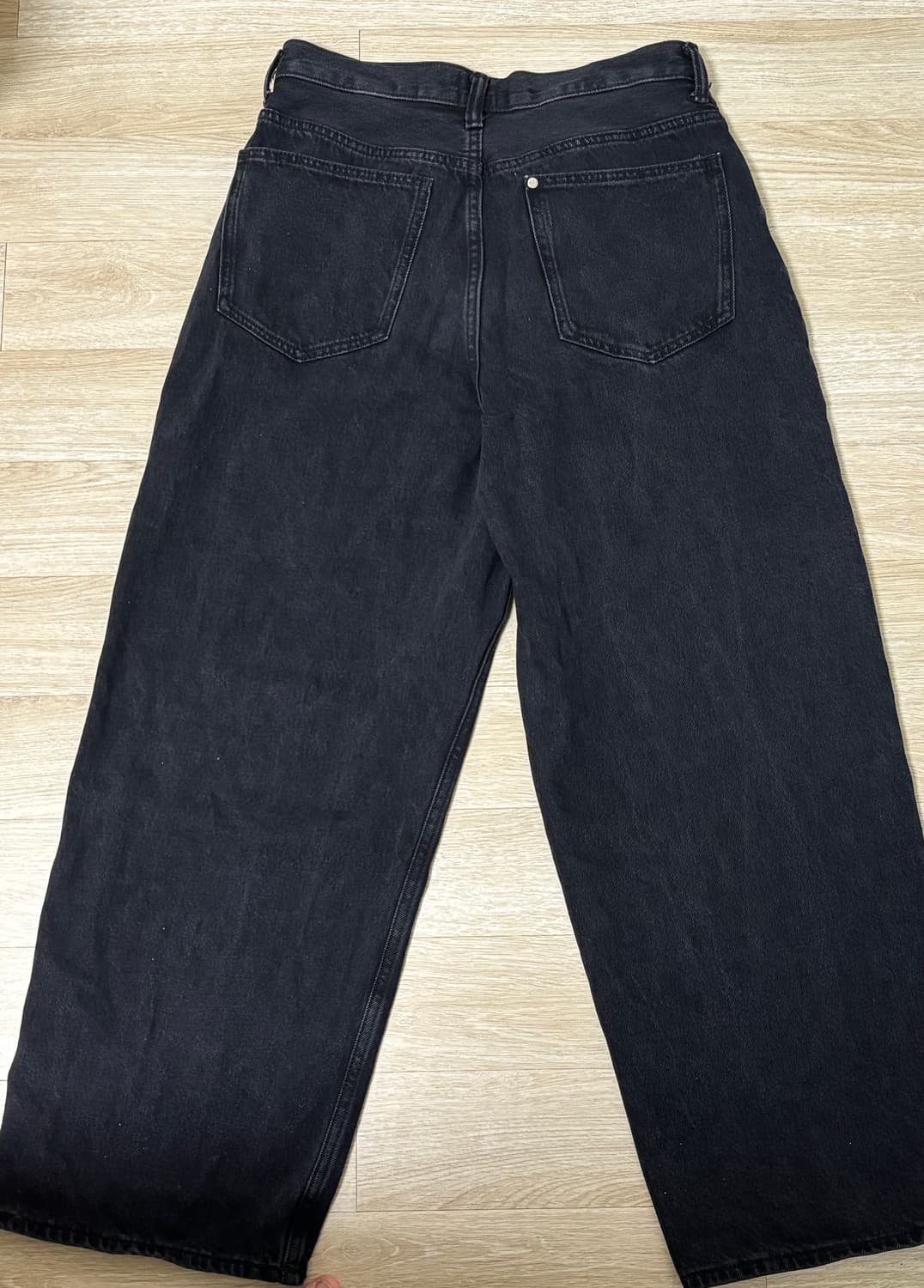 H&M 흐앤므 배기 데님 팬츠 상품이미지2