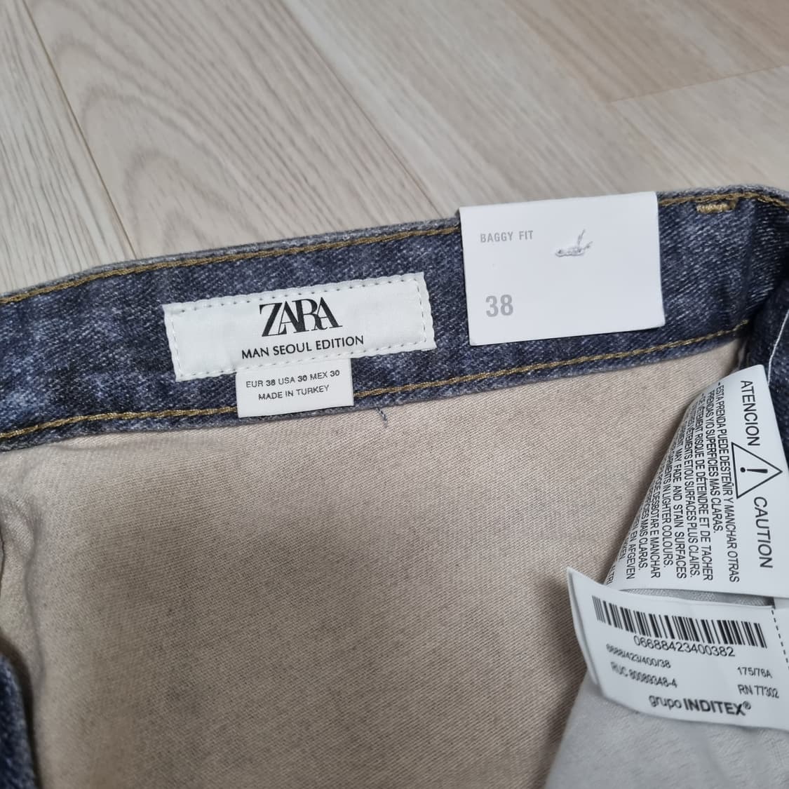 새제품30)자라 서울에디션 프린티드 빈티지 워시드 배기핏 진 데님 청바지 상품이미지4