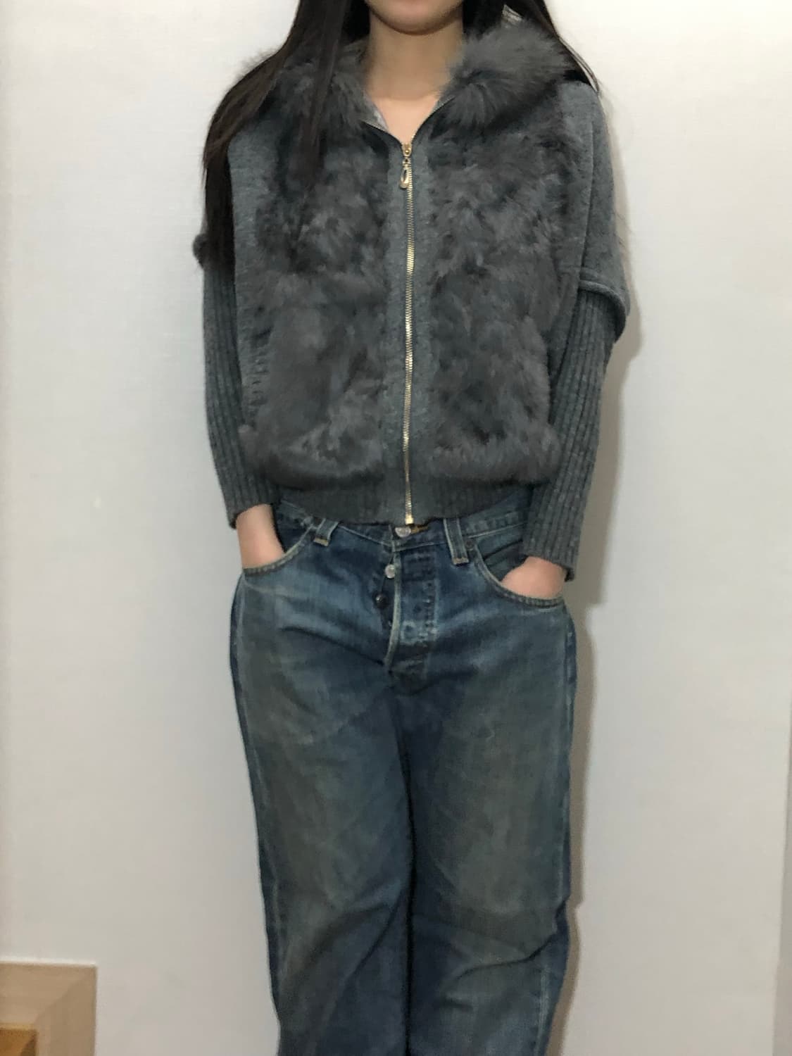 빈티지 그레이 퍼 니트 집업 상품이미지3