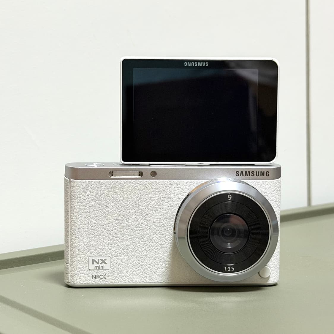 삼성 NX mini 미러리스 9mm 렌즈 상품이미지1