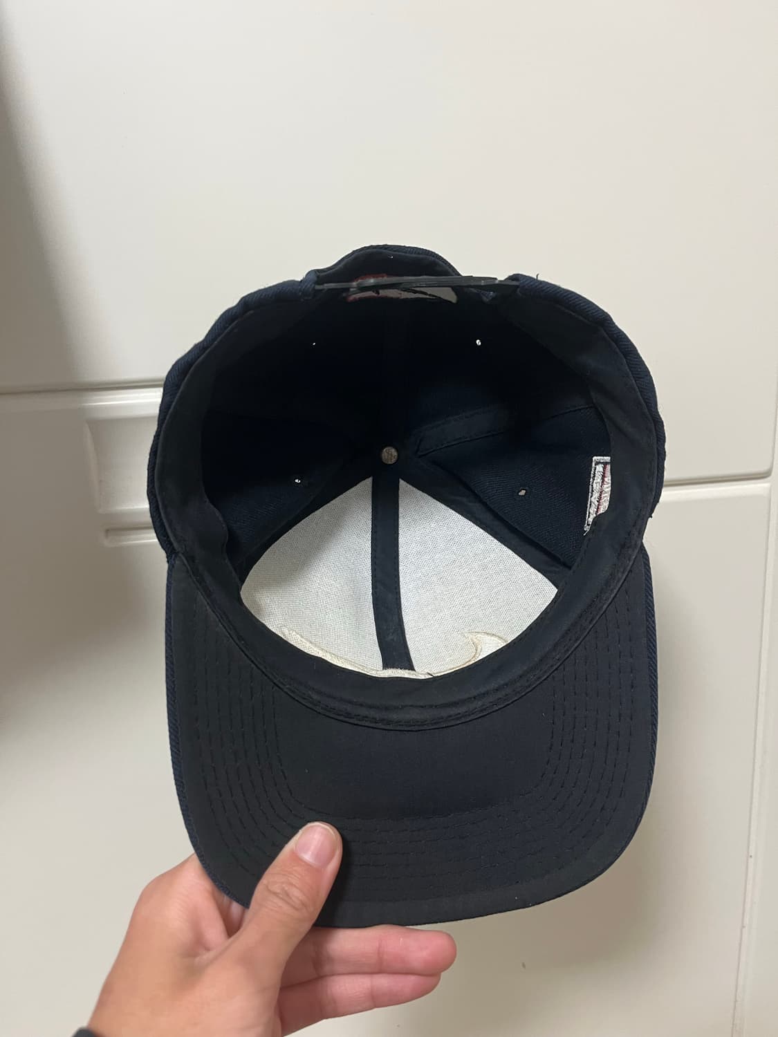 나이키 빈티지 로고 볼캡  모자 민희진 착용 상품이미지6