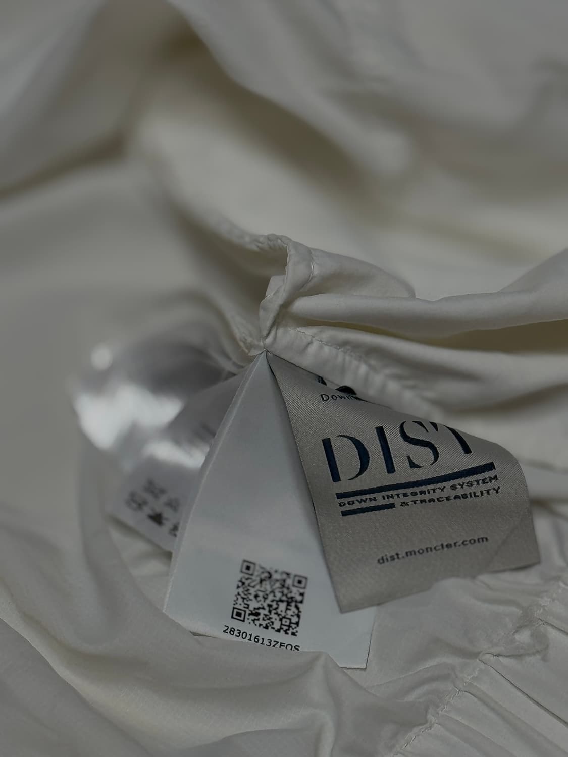 Moncler White Sleeve  Hooded Shell Jacke 상품이미지9