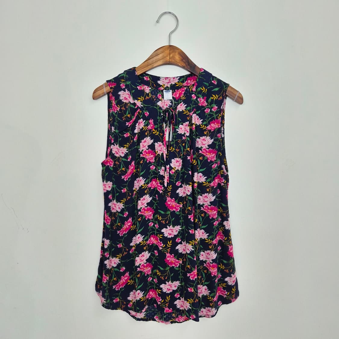 OLD NAVY 플라워 리본 민소매 블라우스 상품이미지4