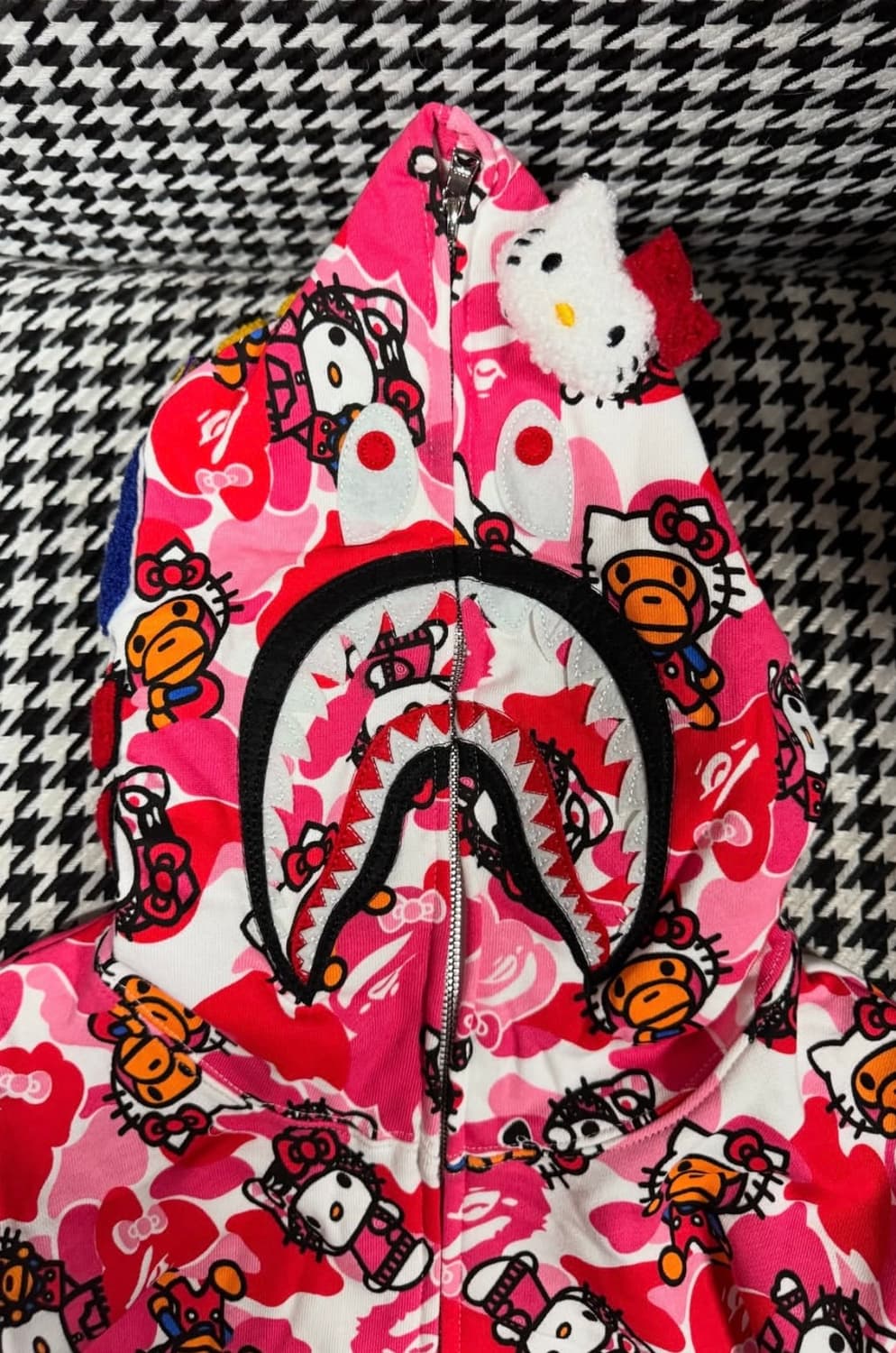 폐업맞이 키티 베이프 후드집업 팝니다  상품이미지1