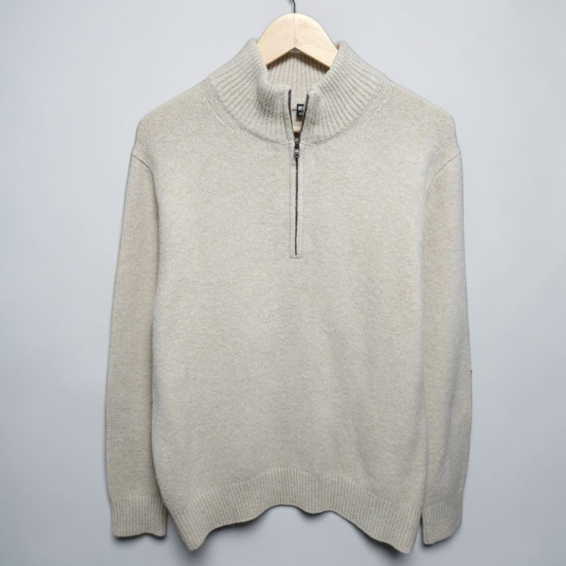 100 UNIQLO 유니클로 하프집업 니트 아이보리 상품이미지1