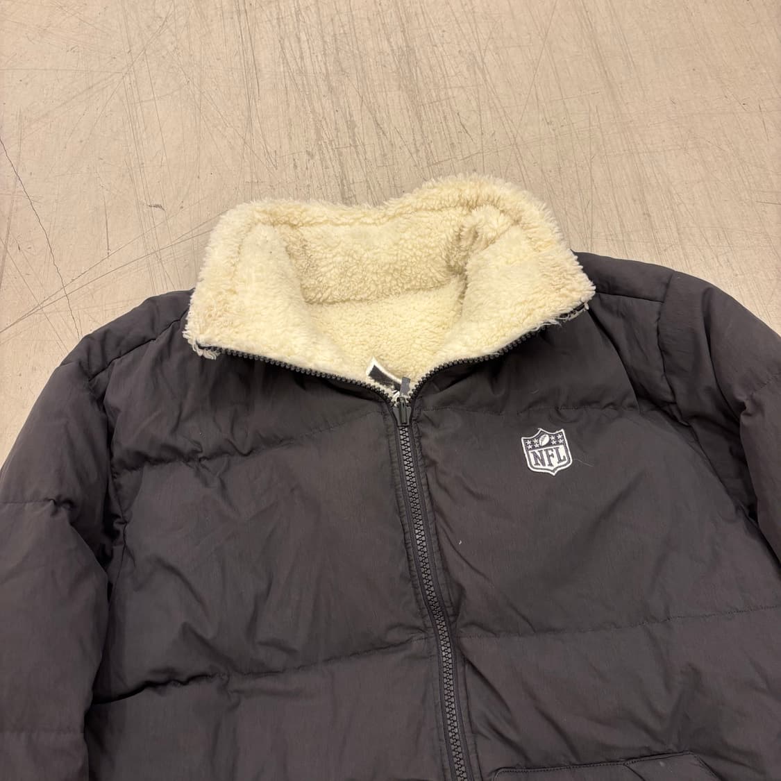 NFL 빅로고 리버시블 플리스 패딩 상품이미지4