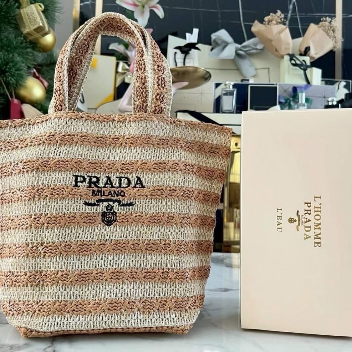 프라다뷰티 르옴므 스트라이프 브라운 라피아백  상품이미지2