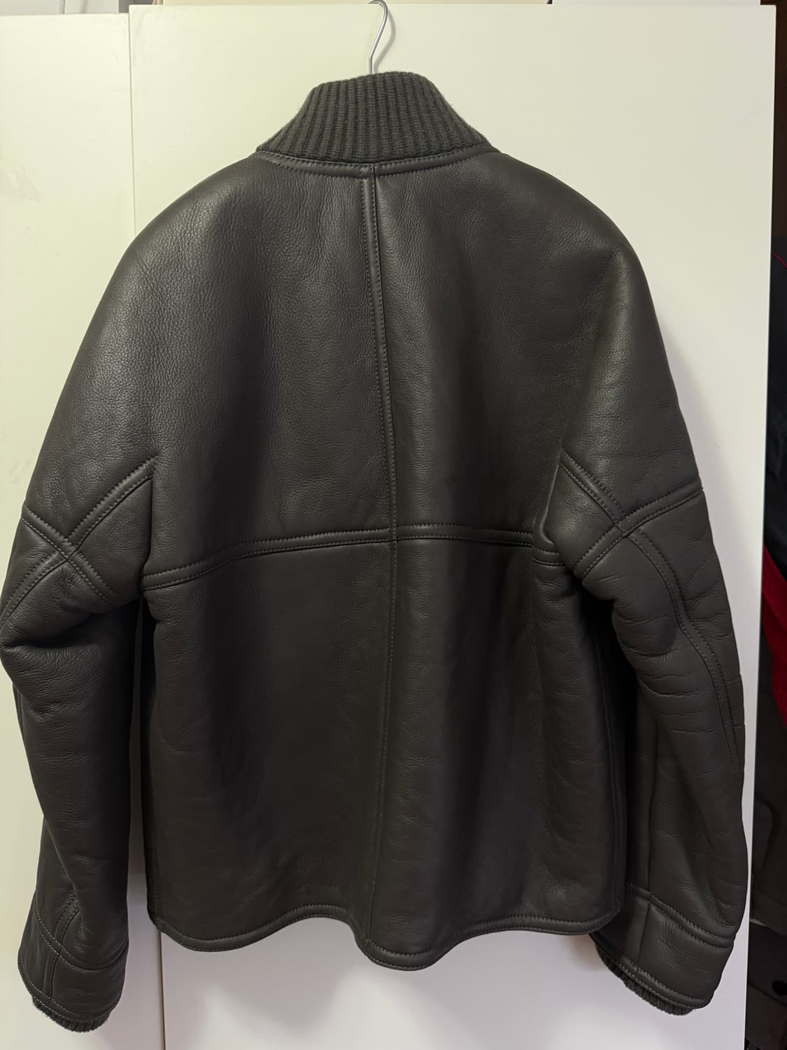 벨루티 양가죽 무스탕 상품이미지4