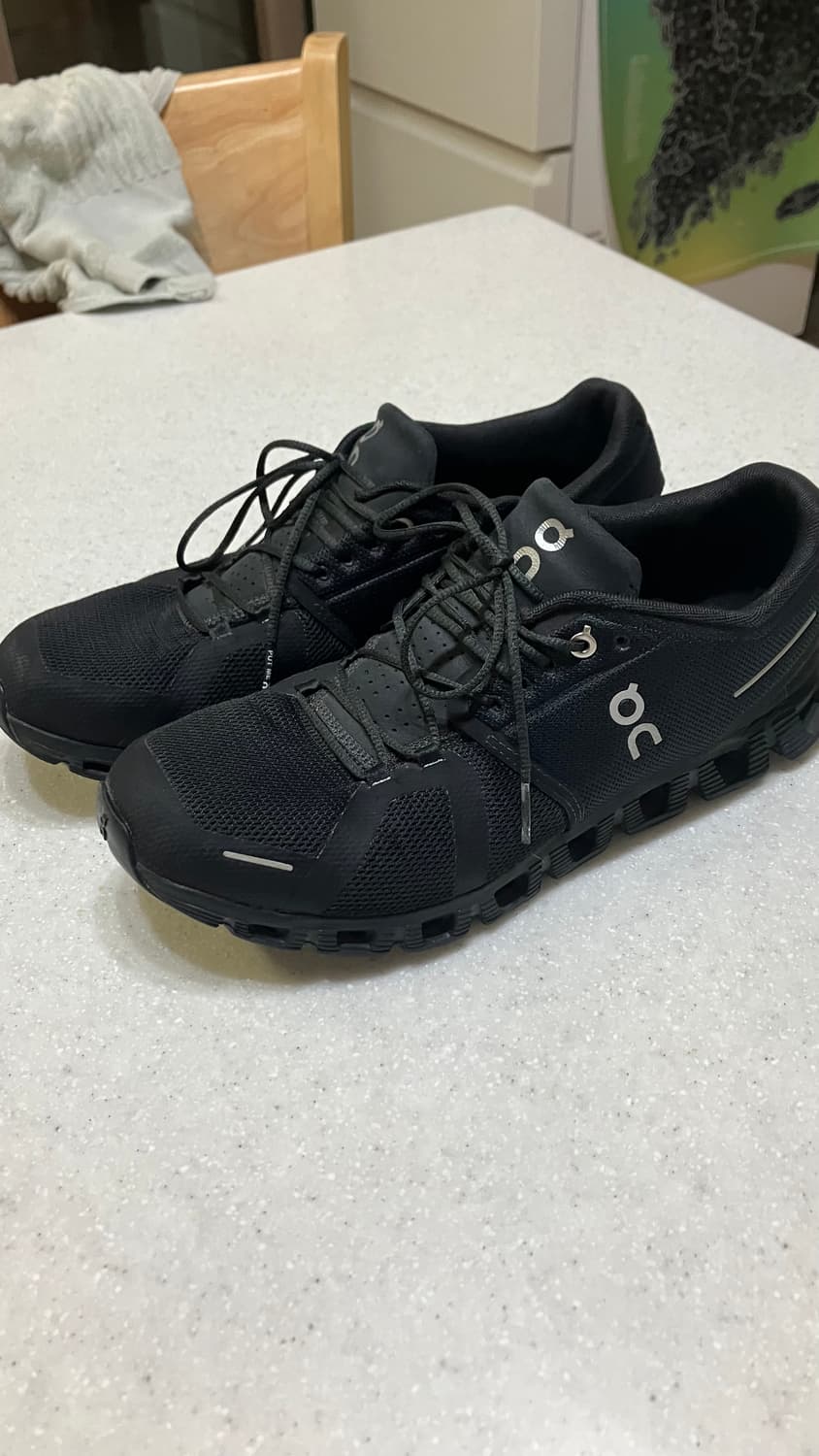 온러닝 클라우드 5 280 EU44 급처해요 상품이미지1