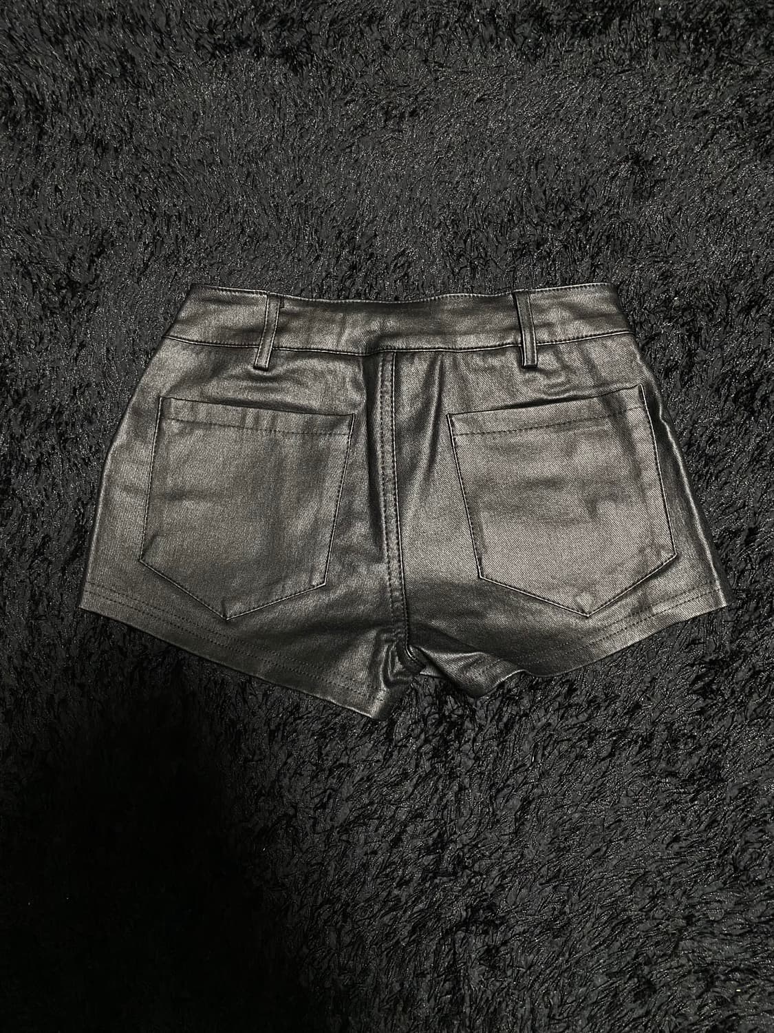 로우라이즈 마이크로 코팅 레더 쇼츠 락시크 펑크  상품이미지2