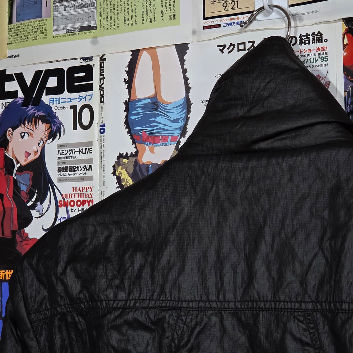 리바이스 락시크 유광 코팅 하이넥 누빔 자켓 상품이미지6