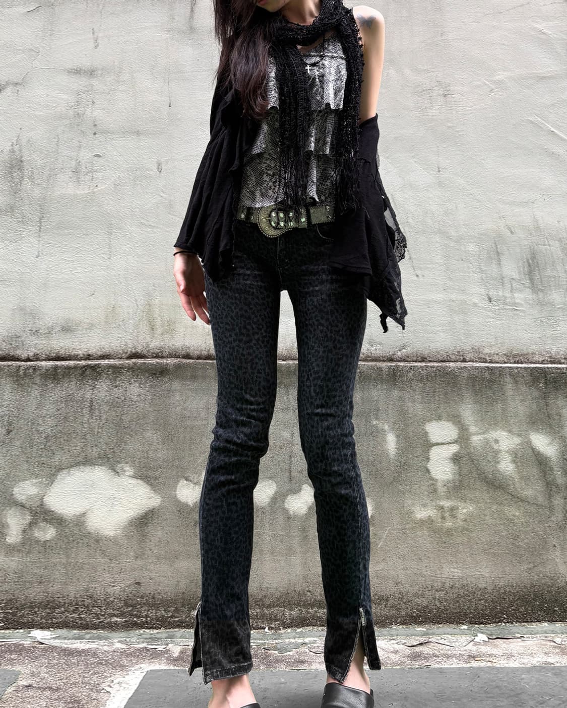 Selvage leopard skinny fit pants 상품이미지1