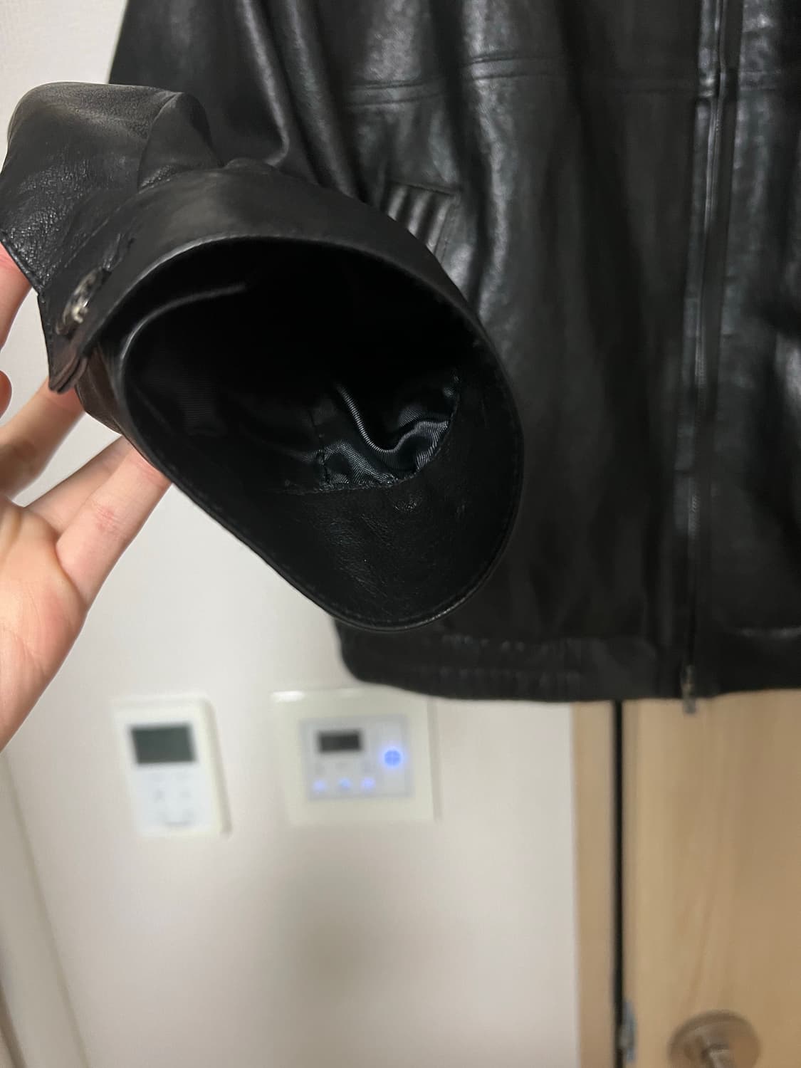 해칭룸 스티치 볼륨 레더 자켓 상품이미지5