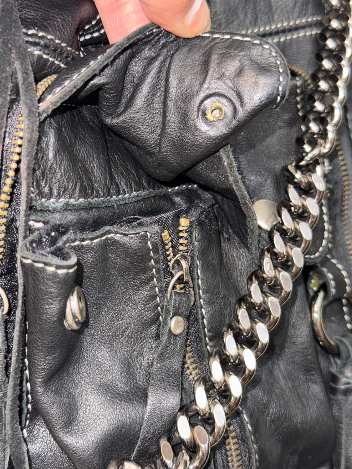 TANKUS black pig skin chain zipper 숄더백 상품이미지7