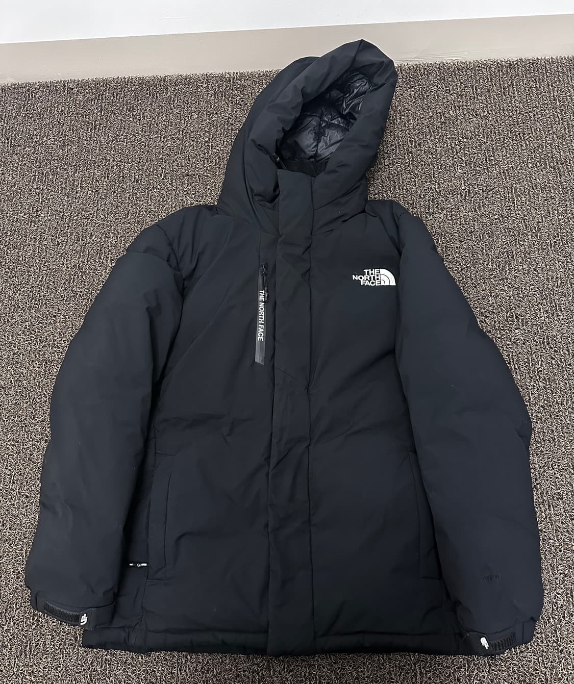 노스페이스 익스플로어링 구스다운 패딩 블랙 105(XL) 상품이미지1
