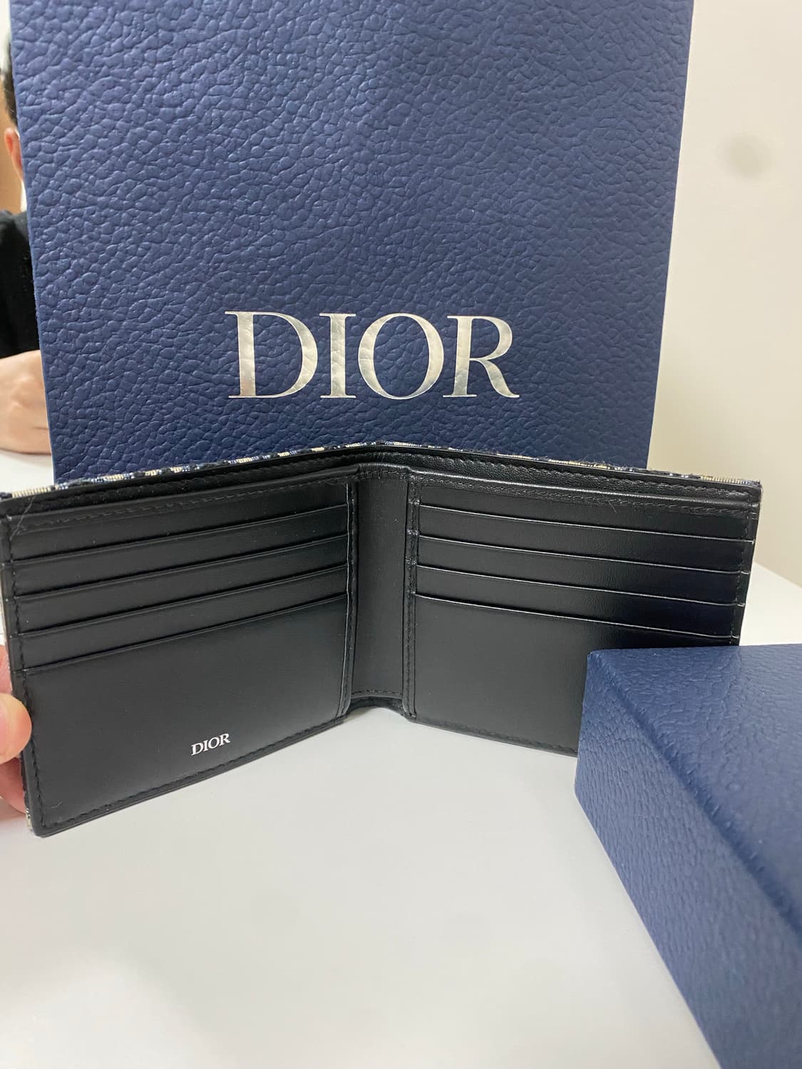 디올 오블리크 반지갑 정품 풀박스 사용감 외출 5회 미만  상품이미지2