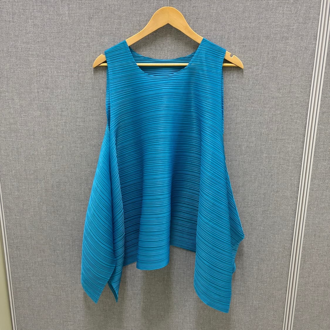 실측확인 플리츠 민소매 블라우스 0428J 상품이미지2