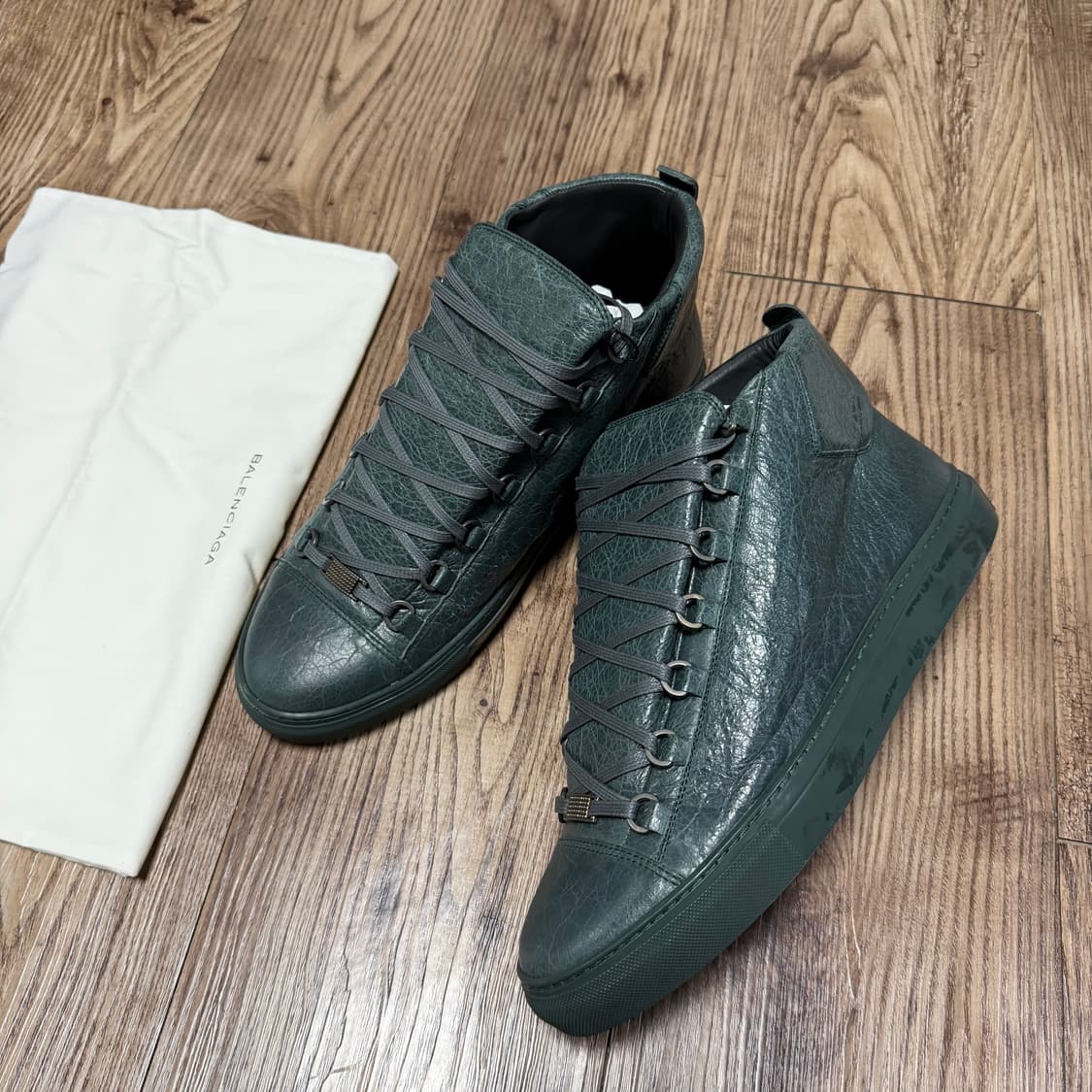 [새상품] 발렌시아가 아레나 43 size 상품이미지2