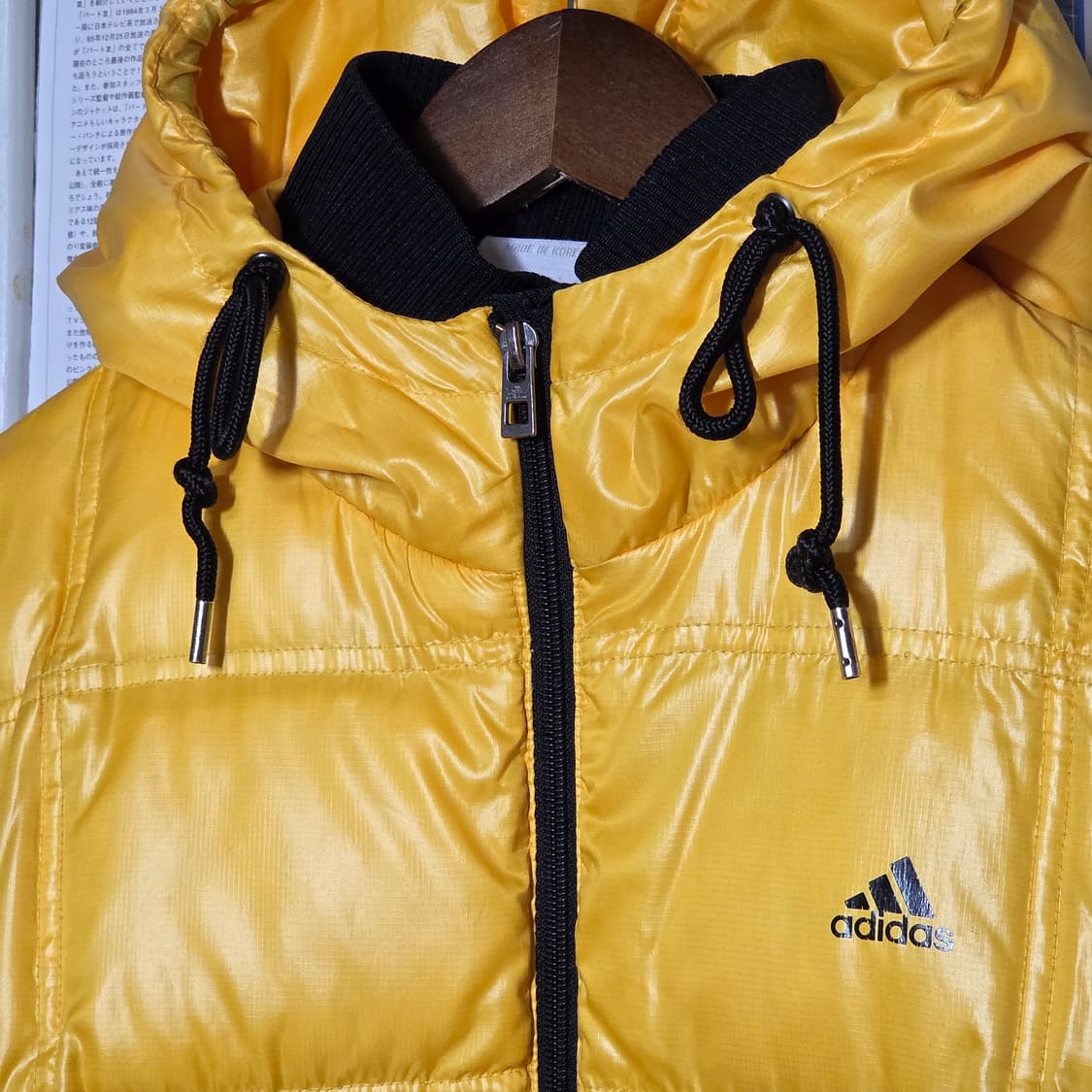 아디다스 옐로우 덕다운 삼선 후드 패딩 상품이미지3