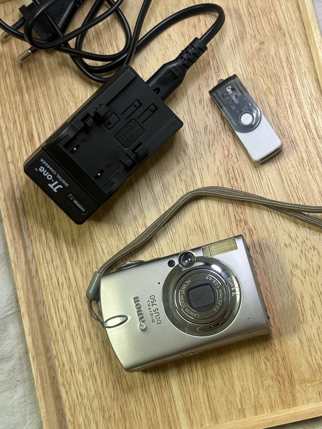 캐논 ixus 750 아일릿 원희 디카 canon 익서스 750 상품이미지1