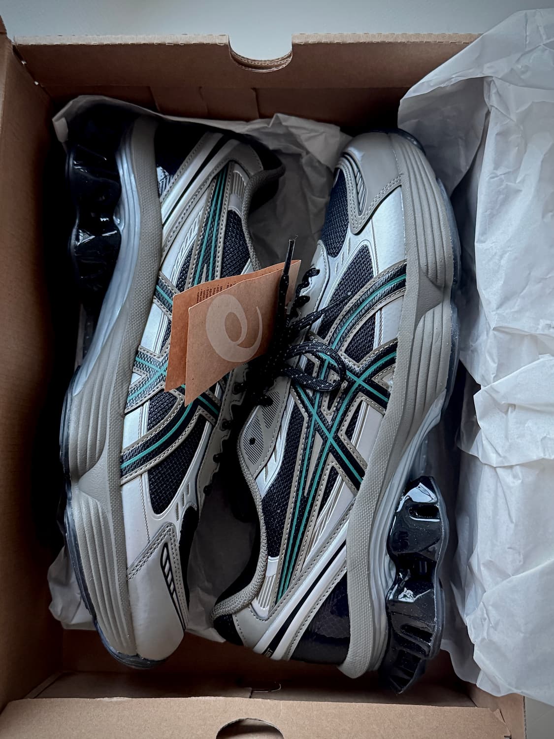 아식스 키네틱 플루언트 다크 토프 285 상품이미지2