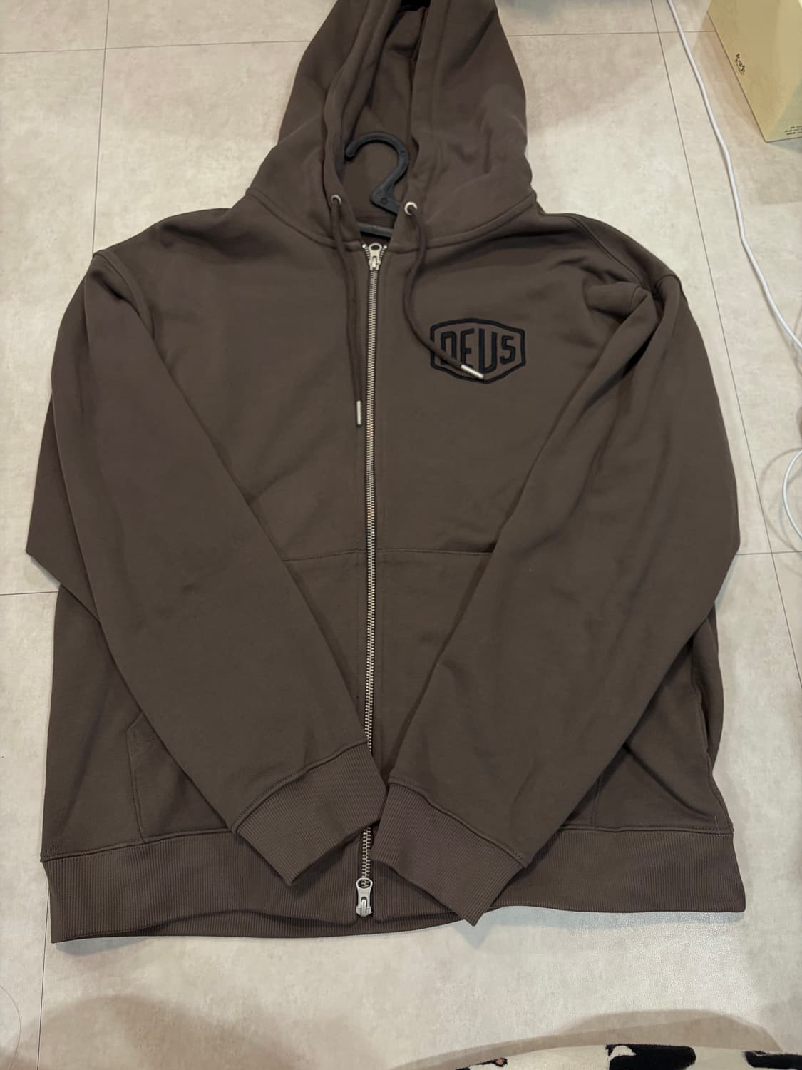 데우스엑스마키나 후드집업 상품이미지1