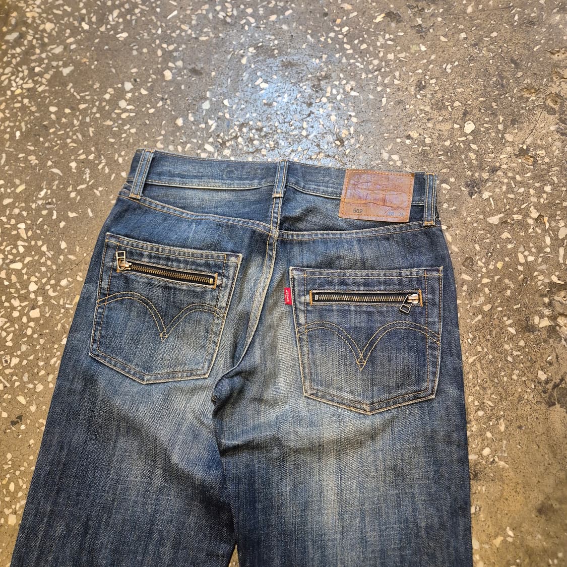 28인치 리바이스 502 워싱청바지  상품이미지8