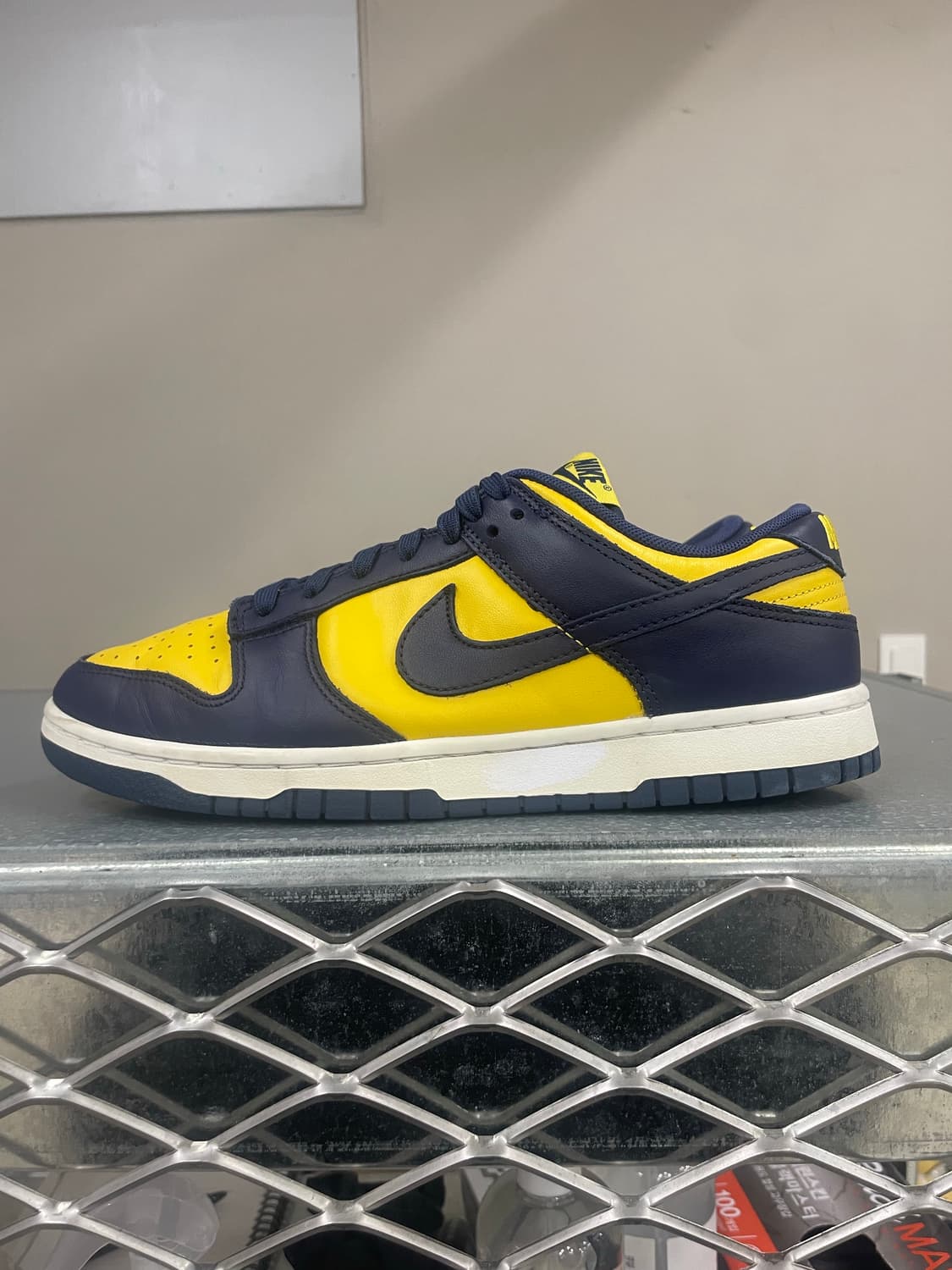 나이키 덩크 로우 레트로 바시티 메이즈 260 상품이미지1