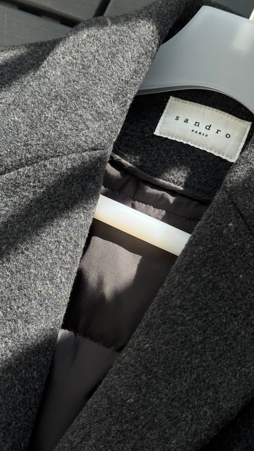 산드로 거위털 패딩 누빔 코트 95-100사이즈 팝니다. 상품이미지2