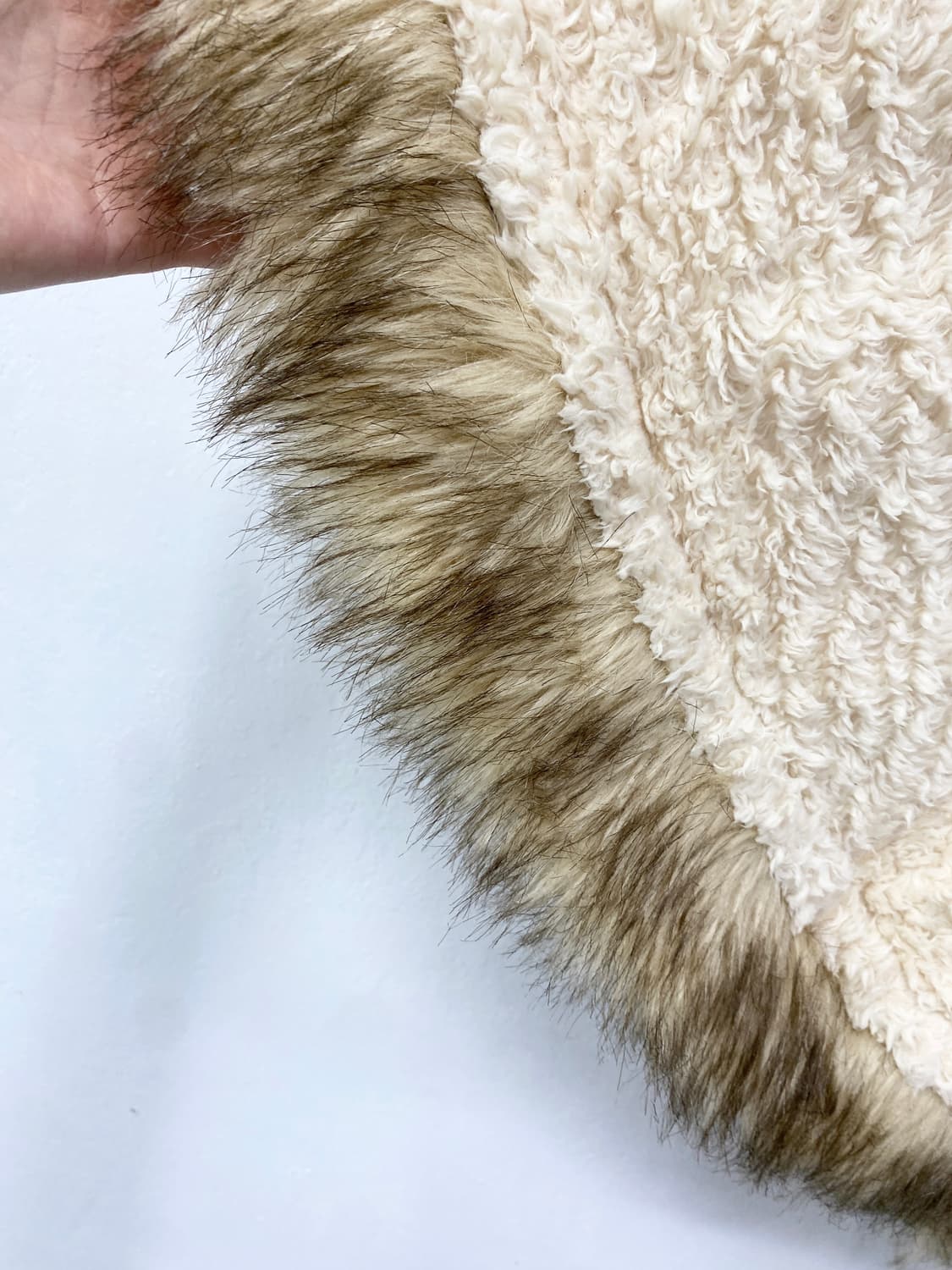 라떼갸루 폭닥 퍼 케이프 상품이미지5