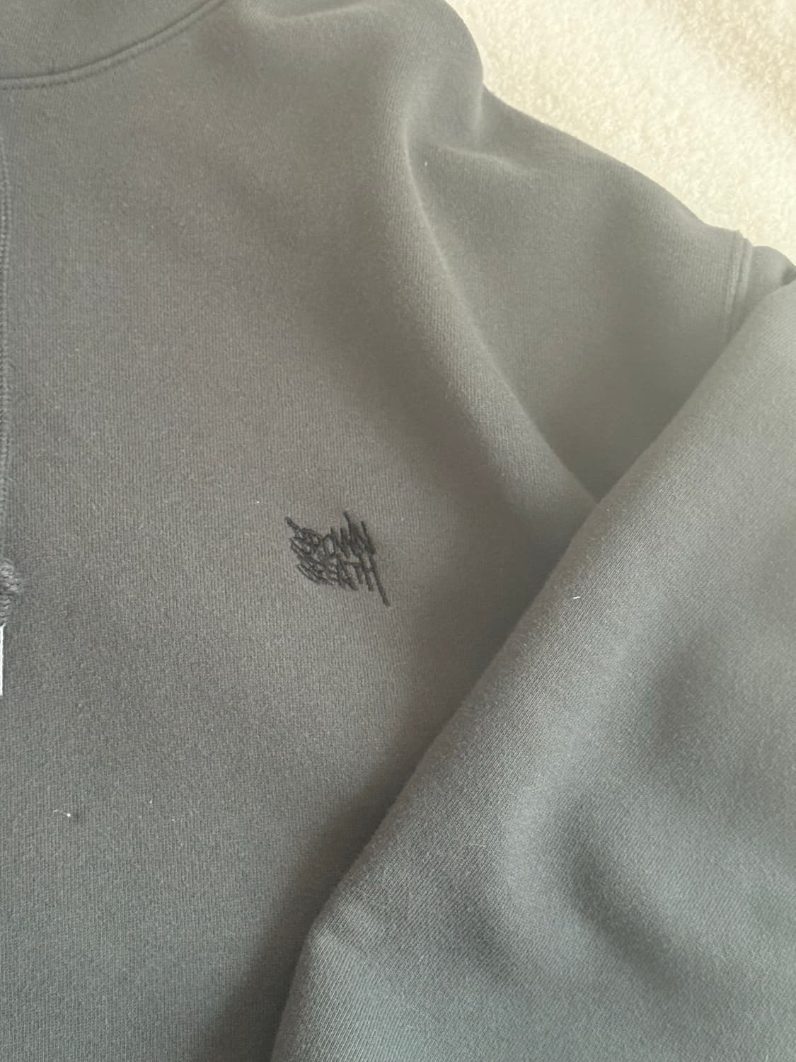 브라운브레스 25SS TAG HOODIE 후드 티셔츠 - 다크 그린 상품이미지2