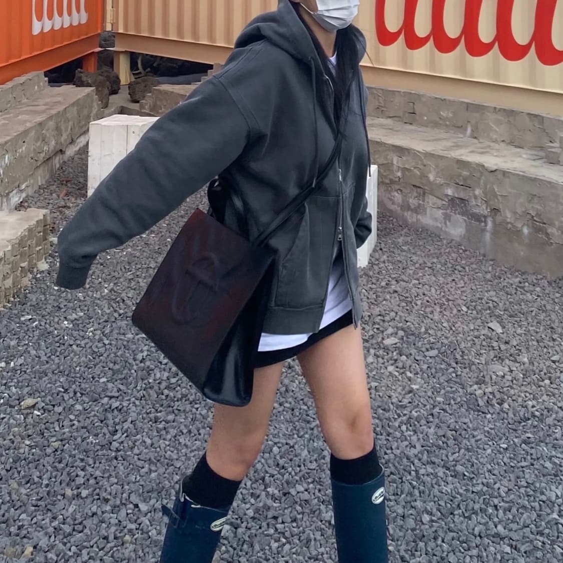 소버먼트 980G 피그먼트 컷 후디 집업 상품이미지1