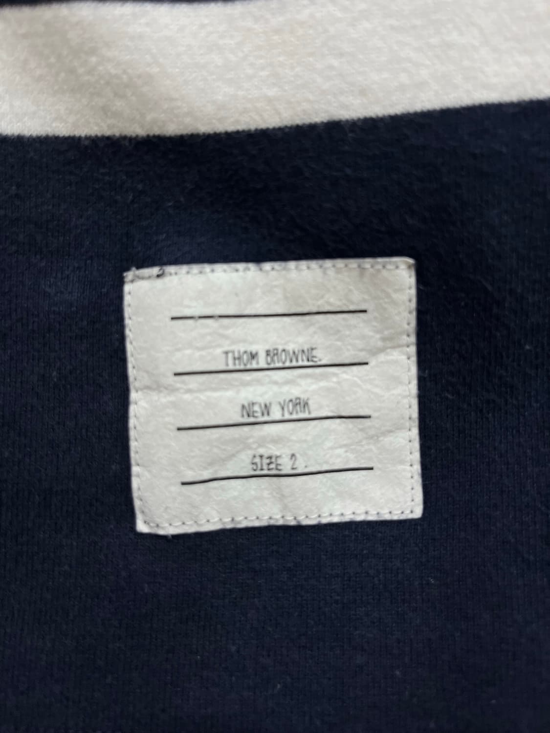 톰브라운 네이비 4선 반바지 사이즈 2 정품 상품이미지3