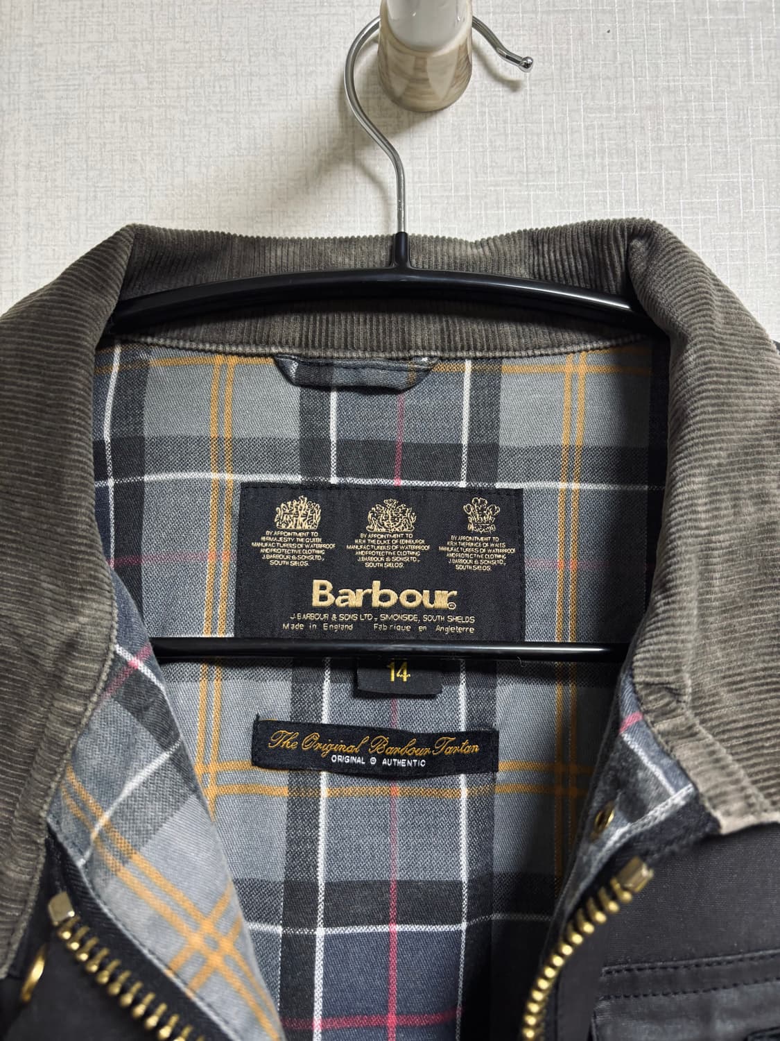 Barbour 바버 인터내셔널 오일드 왁스 자켓 블랙 상품이미지2