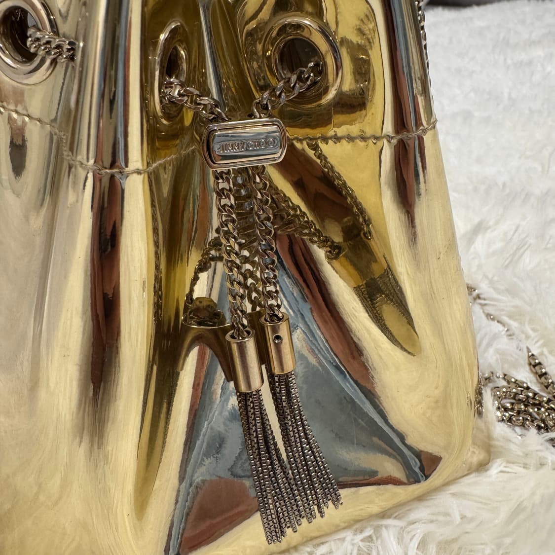 Jimmy Choo Bon Bon 버킷백 (메탈릭 골드) 상품이미지4