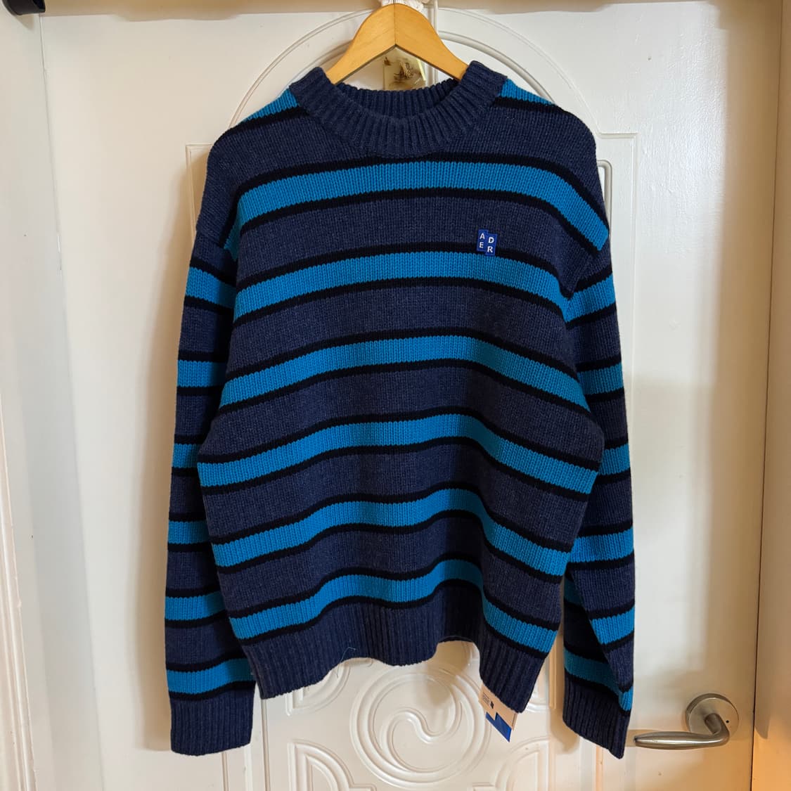 아더에러 스트라이프 니트 새상품 상품이미지3